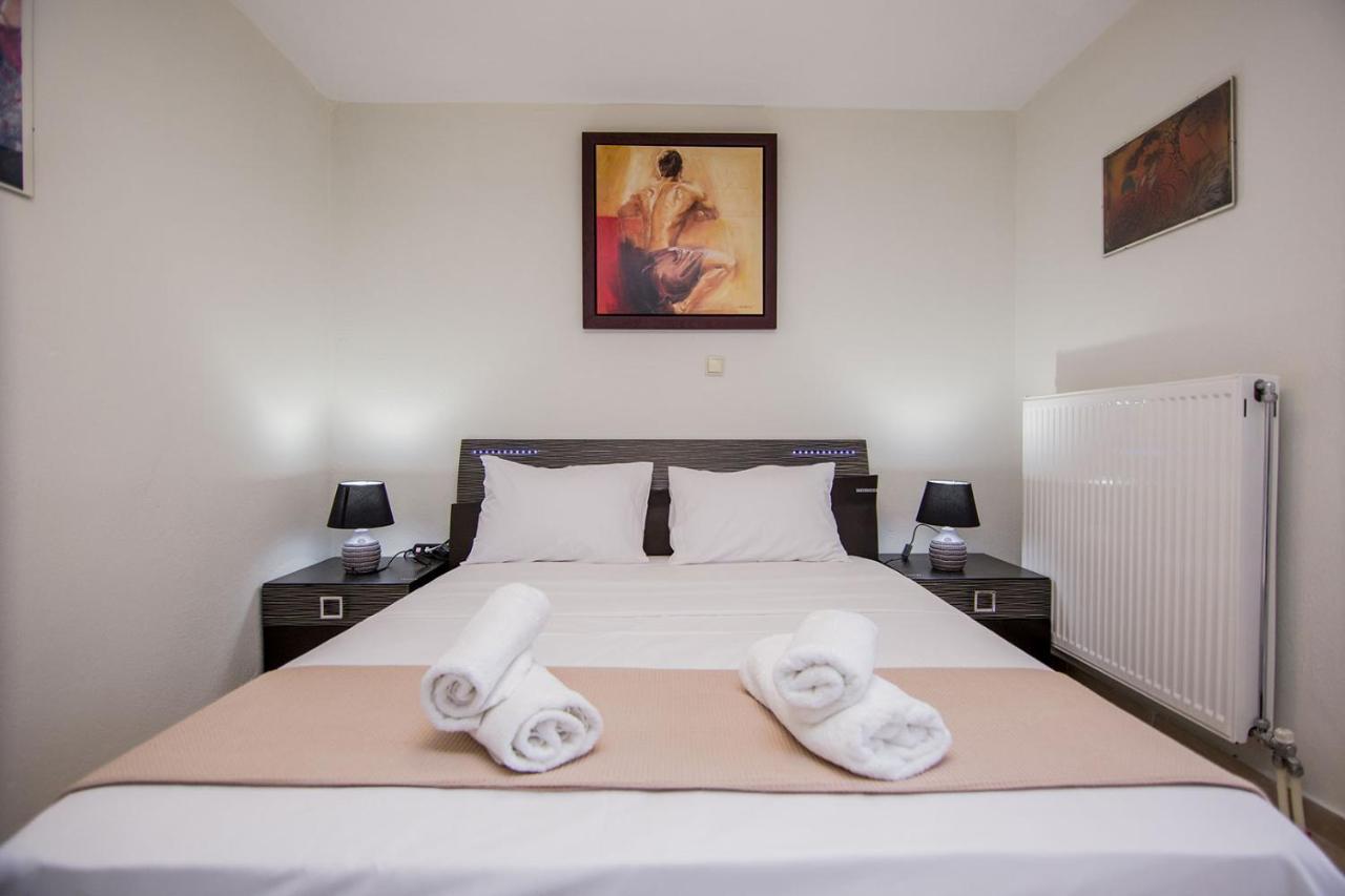 Kasta Bnb Ofrínion Dış mekan fotoğraf