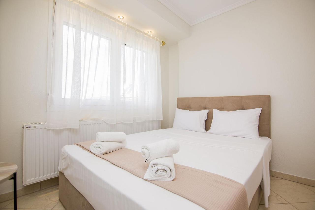 Kasta Bnb Ofrínion Dış mekan fotoğraf