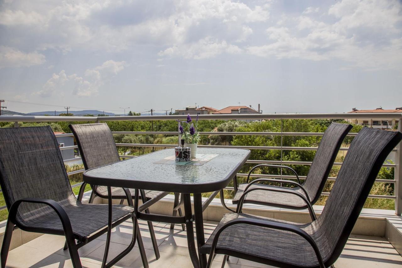 Kasta Bnb Ofrínion Dış mekan fotoğraf
